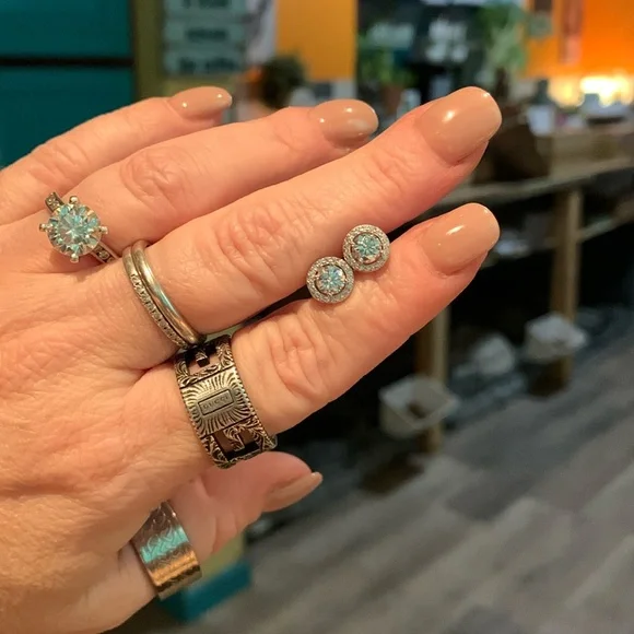 Over 1 cttw Moissanite halo earrings - Picture 3 of 6